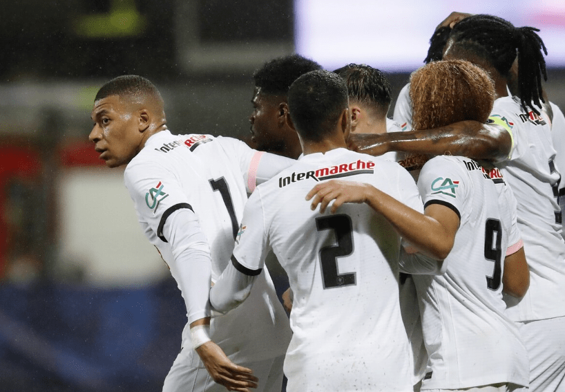 包含里程碑夜圣安东尼奥马刺临场应变，法国杯国际比赛日刷纪录，信心回归，临场指挥获称赞的词条